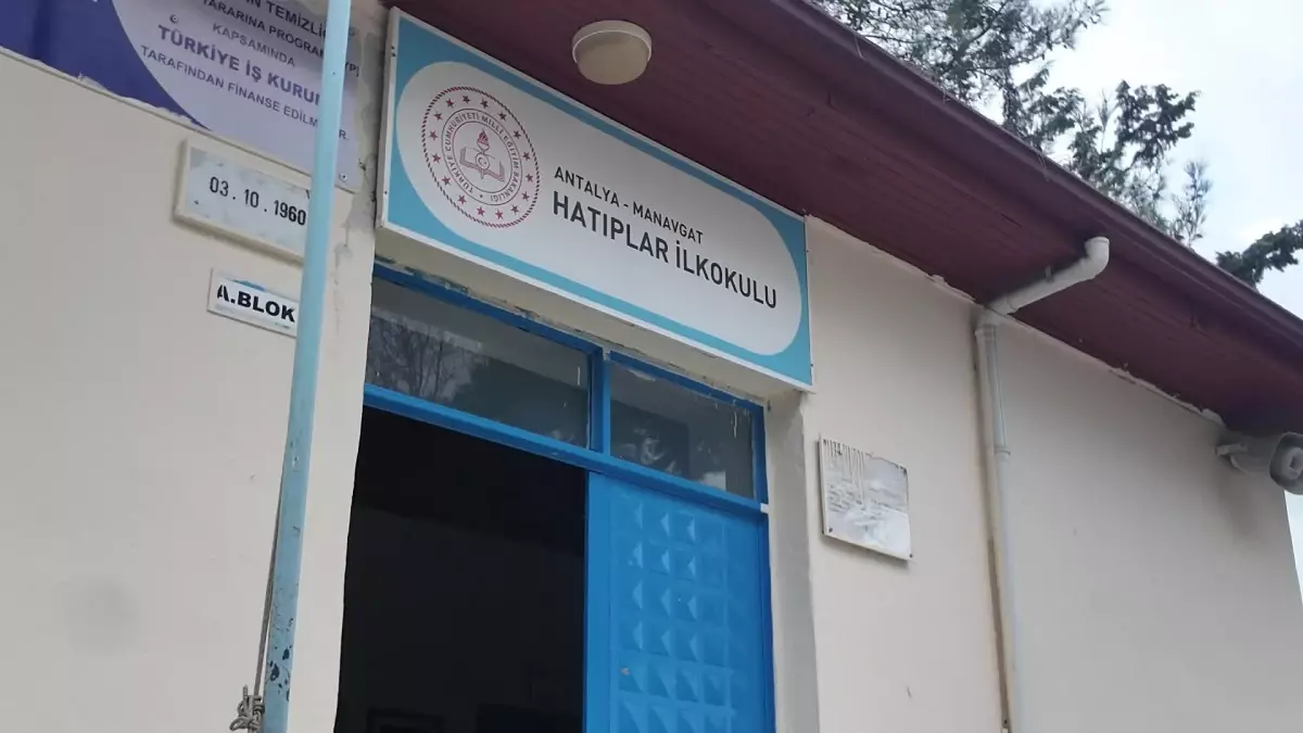 Manavgat Belediye Başkanı Kara’dan Öğretmenler Günü Ziyaretleri