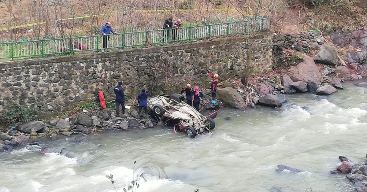 Kahreden haber! Kayıp gencin aracı derede bulundu!