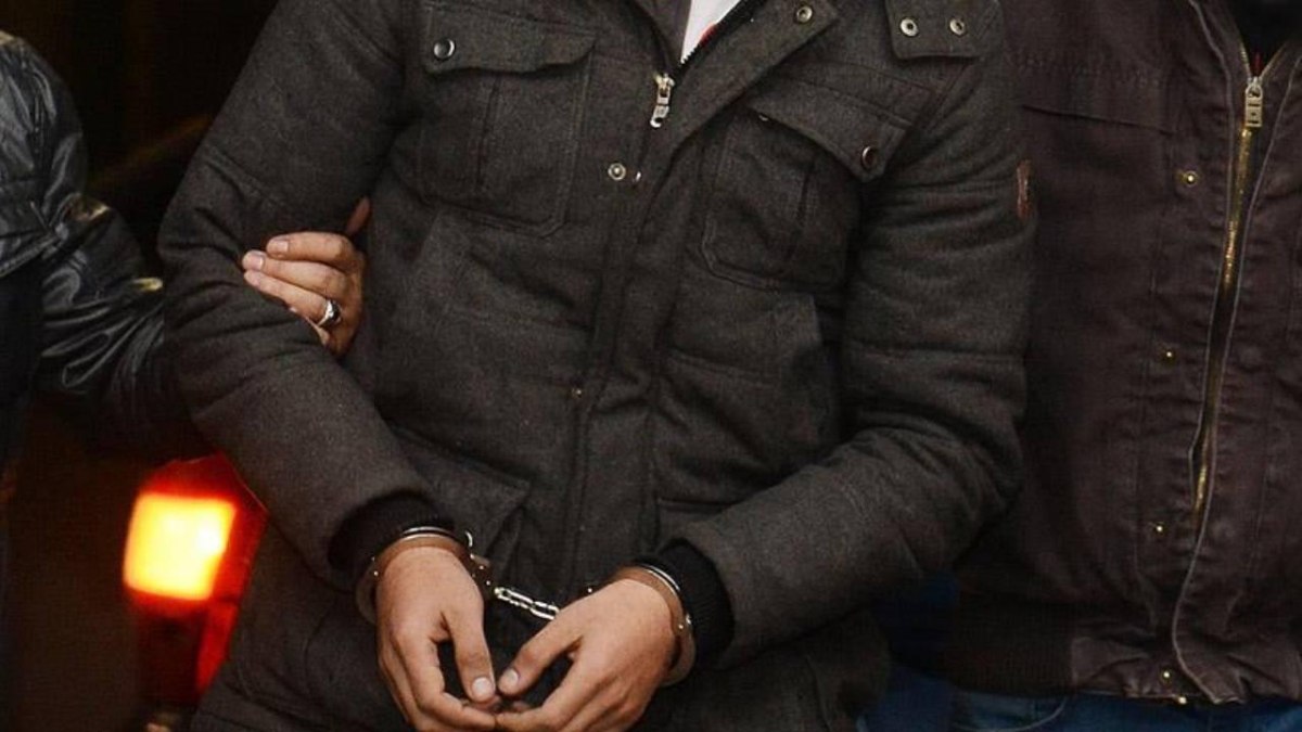 Kayseri’de evinin penceresinden ateş açtı! Suç kaydı kabarık çıktı
