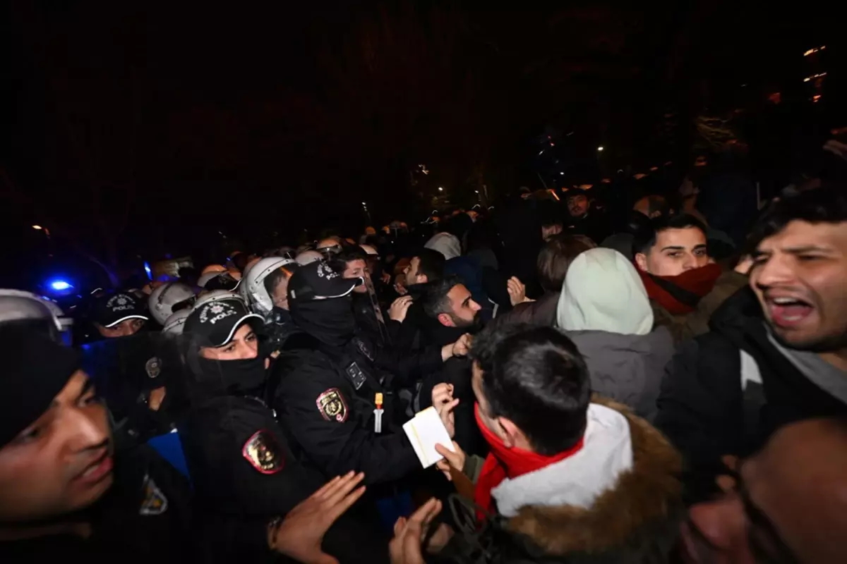 İstanbul’daki protestolar sonrası 56 kişi şafak operasyonuyla gözaltına alındı